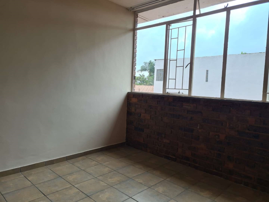 2 Bedroom Property for Sale in Annlin Gauteng