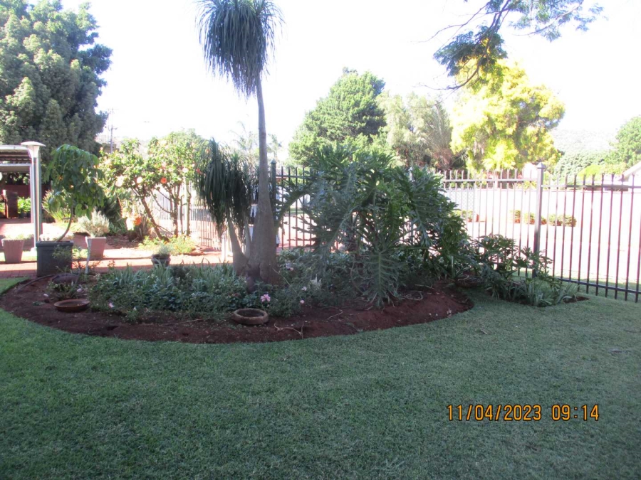 2 Bedroom Property for Sale in Annlin Gauteng