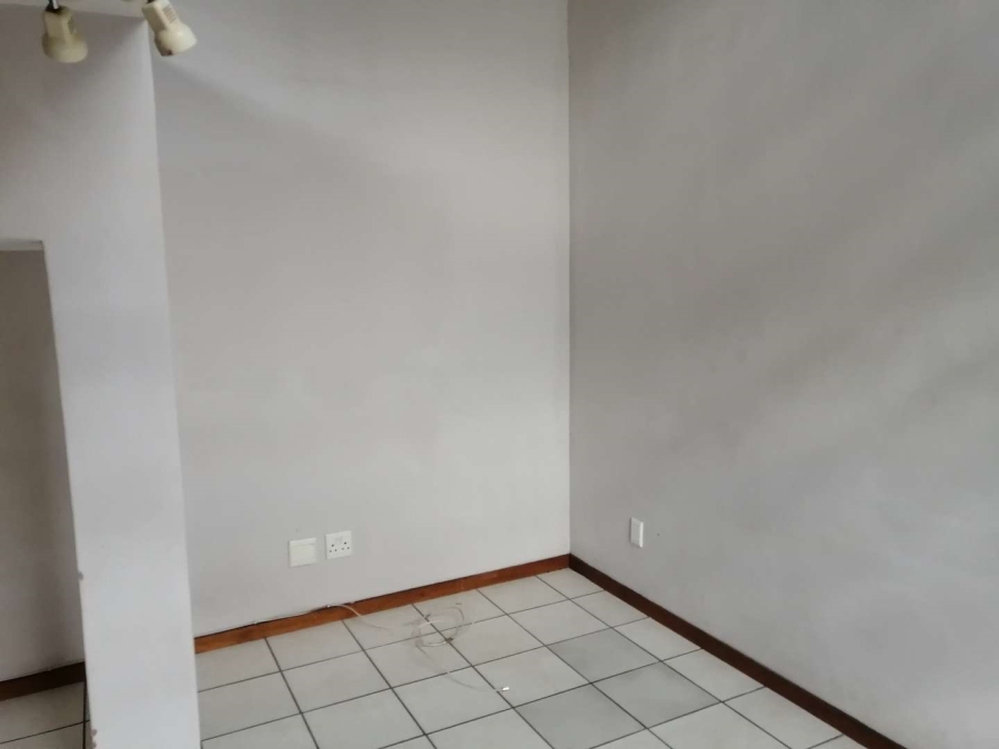 1 Bedroom Property for Sale in Riviera Gauteng