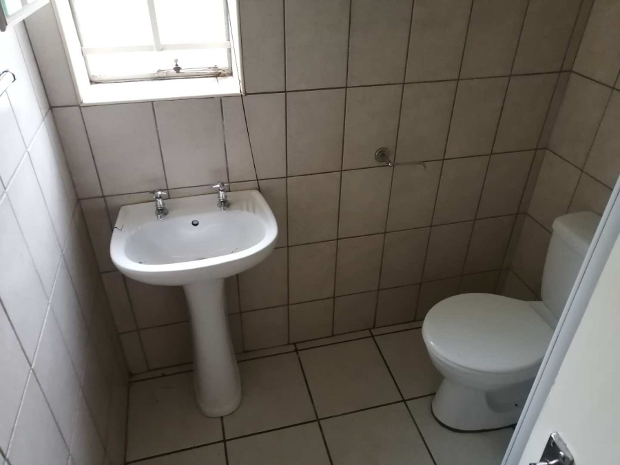 1 Bedroom Property for Sale in Riviera Gauteng