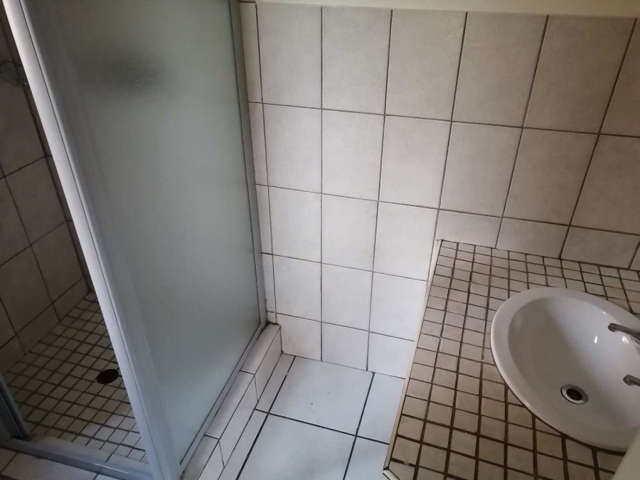 1 Bedroom Property for Sale in Riviera Gauteng