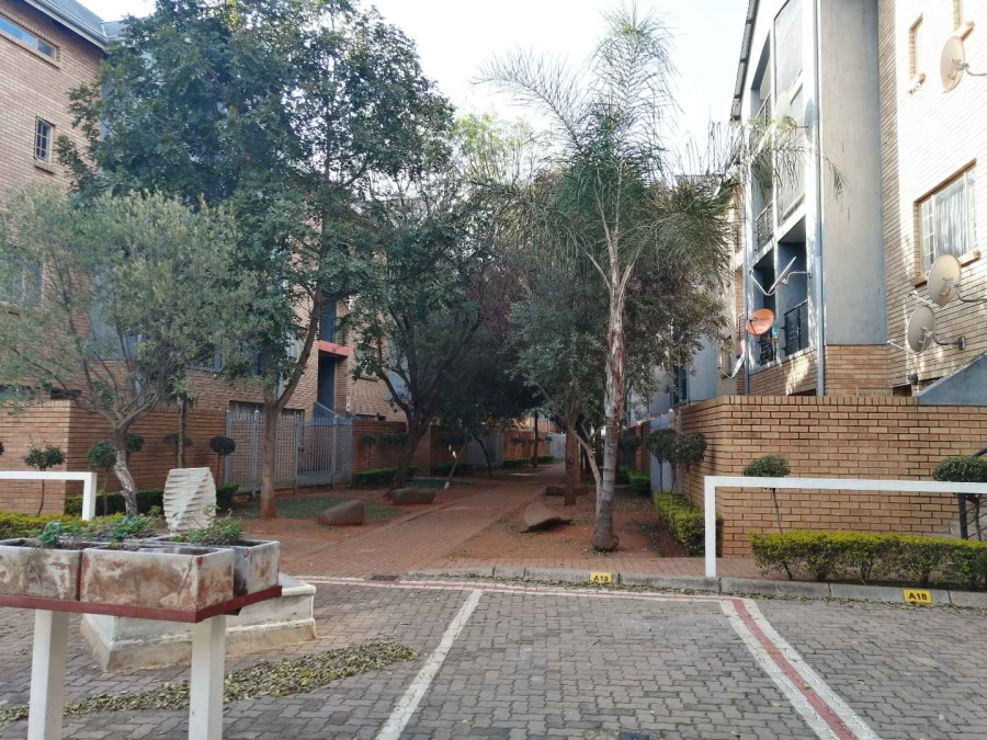 1 Bedroom Property for Sale in Riviera Gauteng