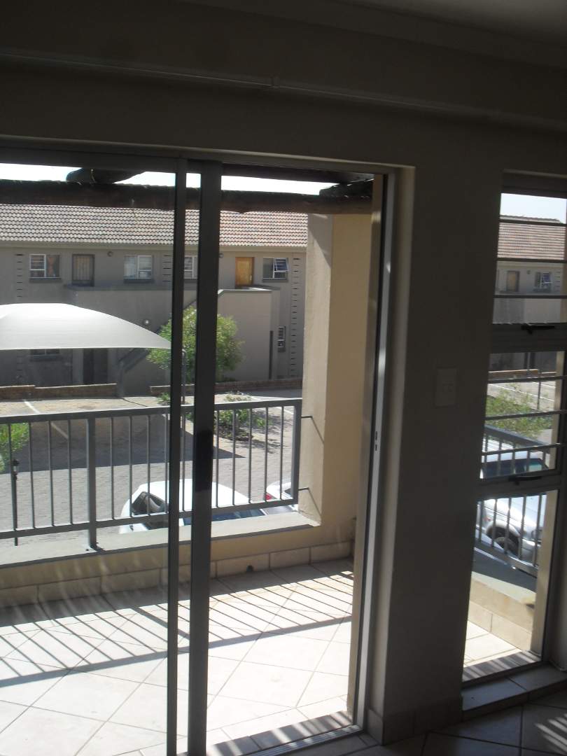 0 Bedroom Property for Sale in Leeuwenhof Estate Gauteng
