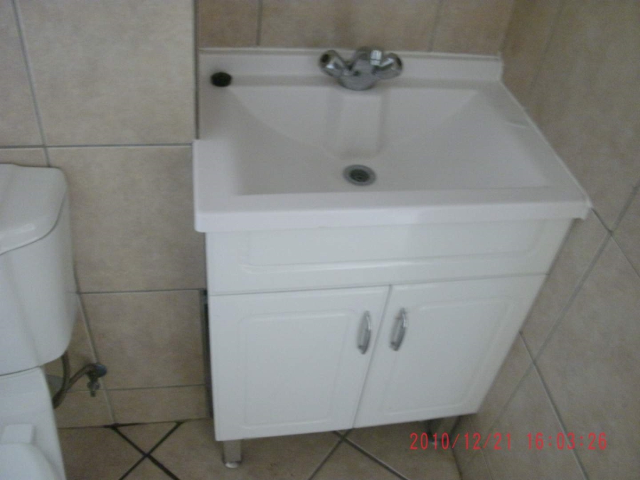 0 Bedroom Property for Sale in Leeuwenhof Estate Gauteng