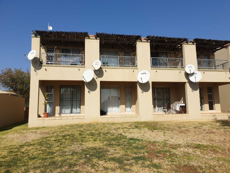 0 Bedroom Property for Sale in Leeuwenhof Estate Gauteng
