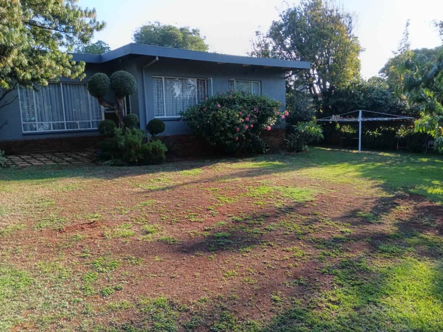 4 Bedroom Property for Sale in Elardus Park Gauteng