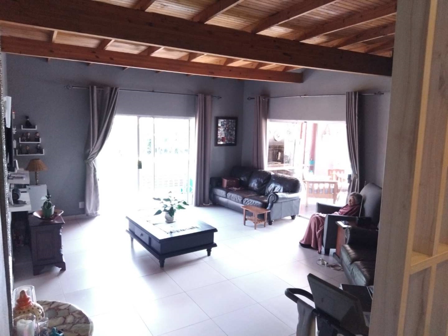 8 Bedroom Property for Sale in Aston Manor Gauteng