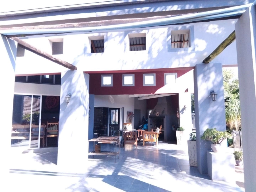 8 Bedroom Property for Sale in Aston Manor Gauteng