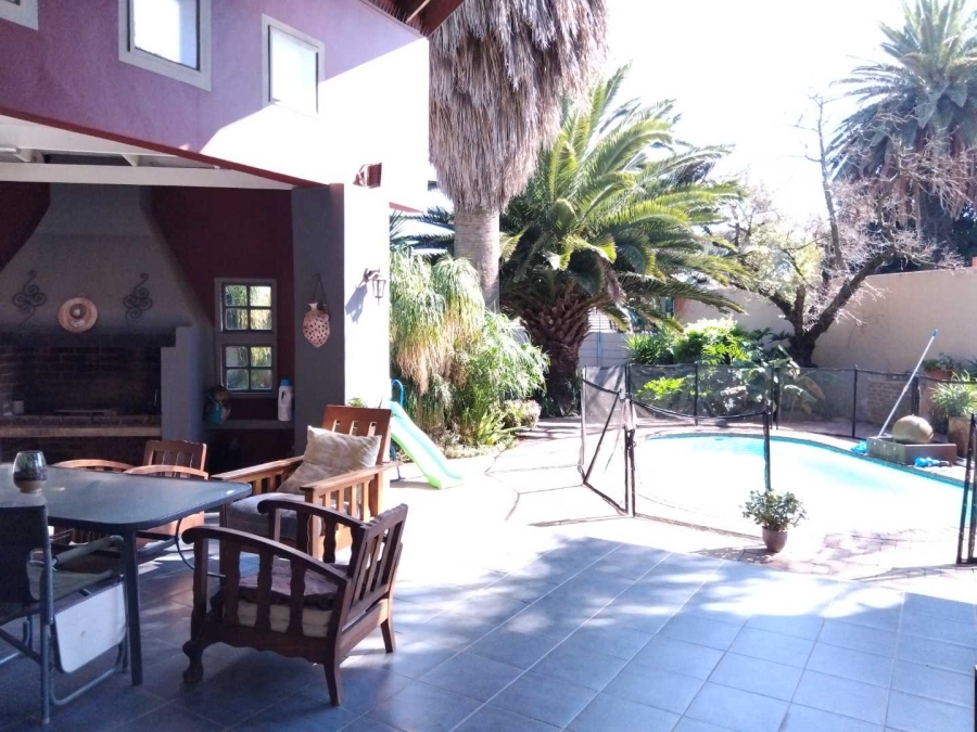 8 Bedroom Property for Sale in Aston Manor Gauteng