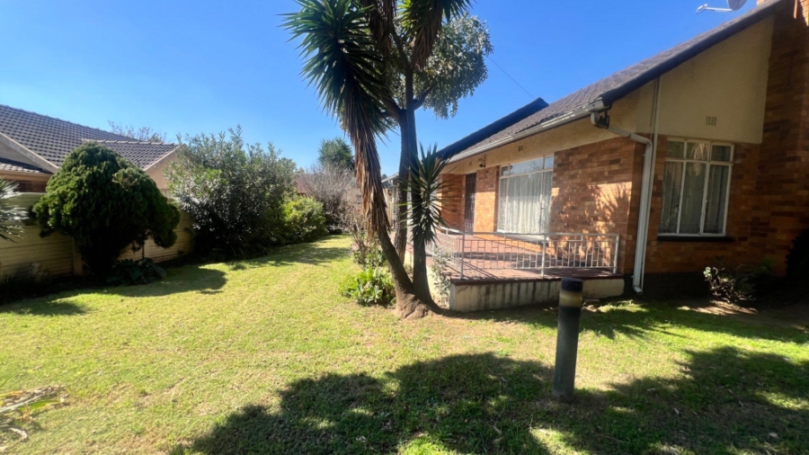 3 Bedroom Property for Sale in Robertsham Gauteng