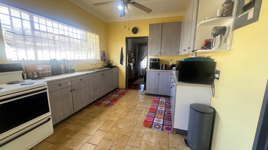 3 Bedroom Property for Sale in Robertsham Gauteng