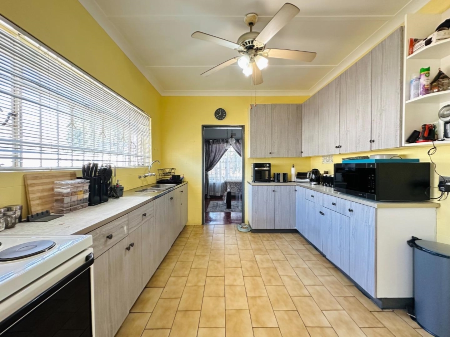 3 Bedroom Property for Sale in Robertsham Gauteng