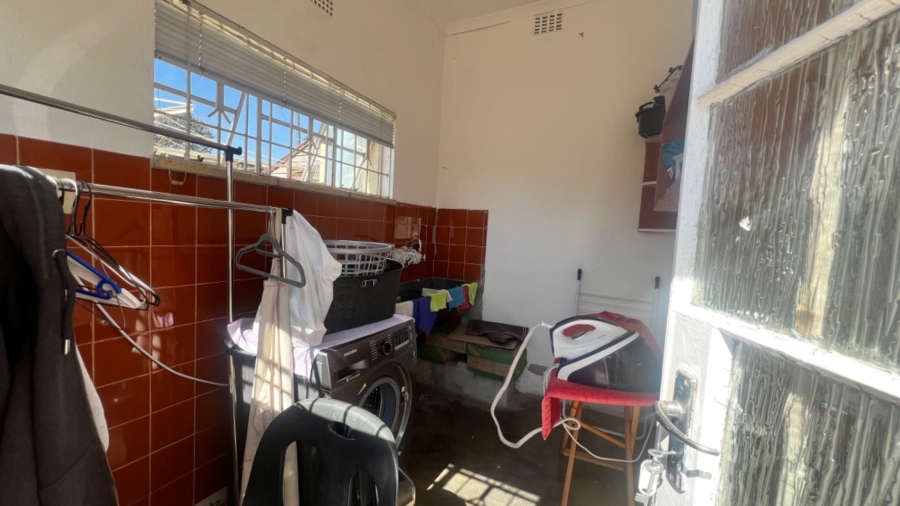3 Bedroom Property for Sale in Robertsham Gauteng