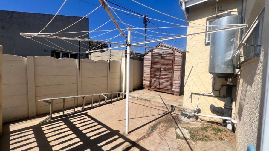 3 Bedroom Property for Sale in Robertsham Gauteng