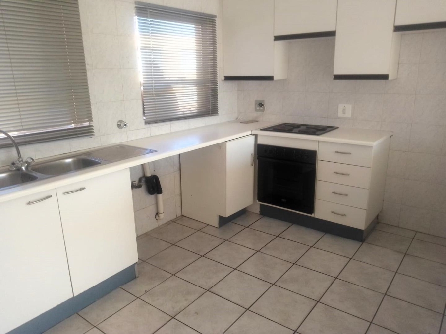 2 Bedroom Property for Sale in Randhart Gauteng