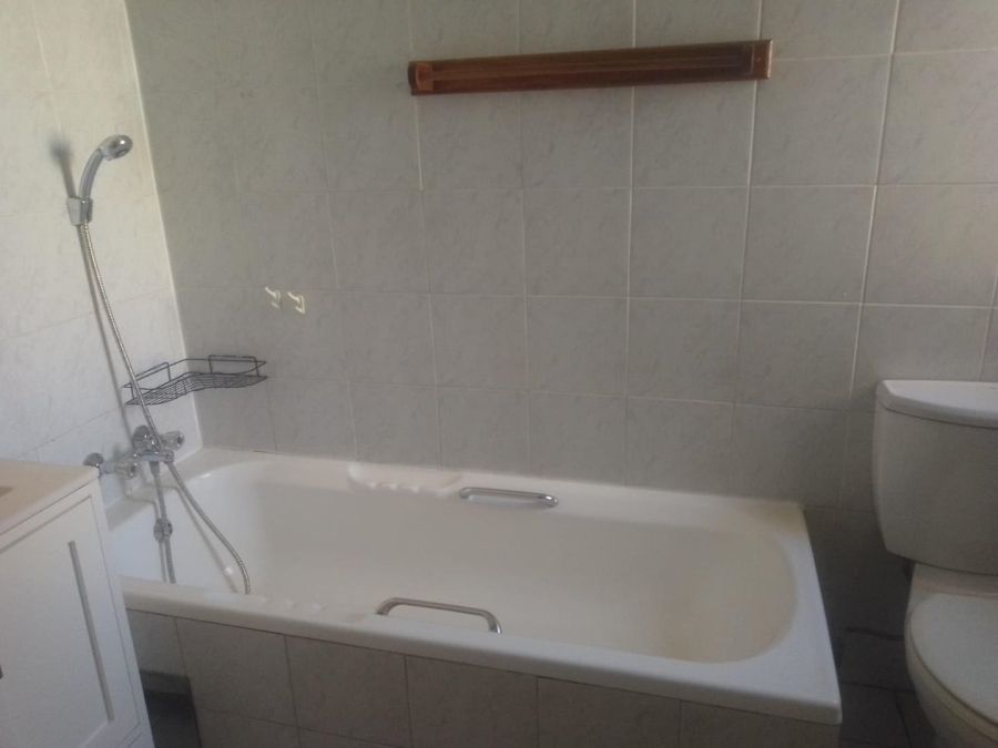 2 Bedroom Property for Sale in Randhart Gauteng