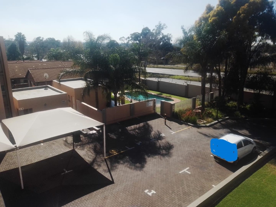 2 Bedroom Property for Sale in Randhart Gauteng