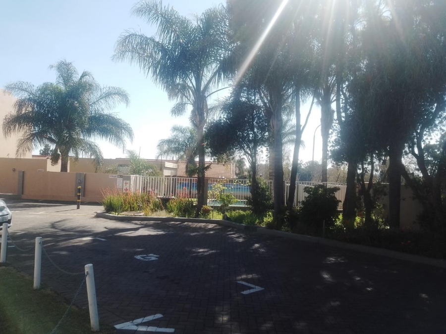 2 Bedroom Property for Sale in Randhart Gauteng