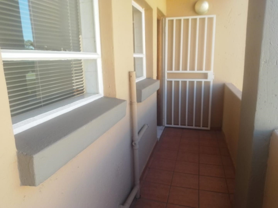 2 Bedroom Property for Sale in Randhart Gauteng
