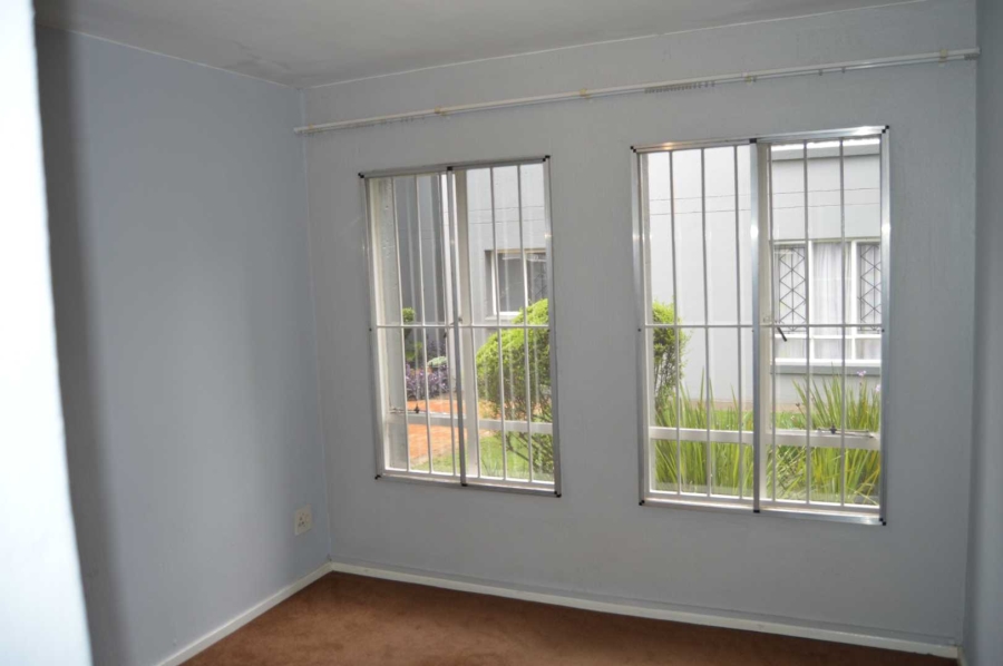 3 Bedroom Property for Sale in Verwoerdpark Gauteng