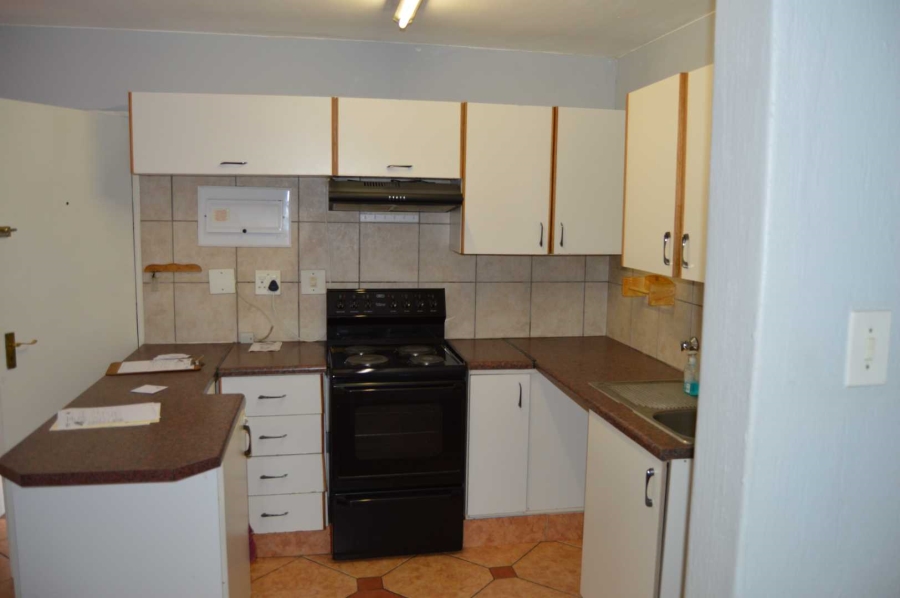 3 Bedroom Property for Sale in Verwoerdpark Gauteng