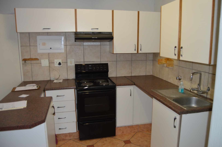 3 Bedroom Property for Sale in Verwoerdpark Gauteng