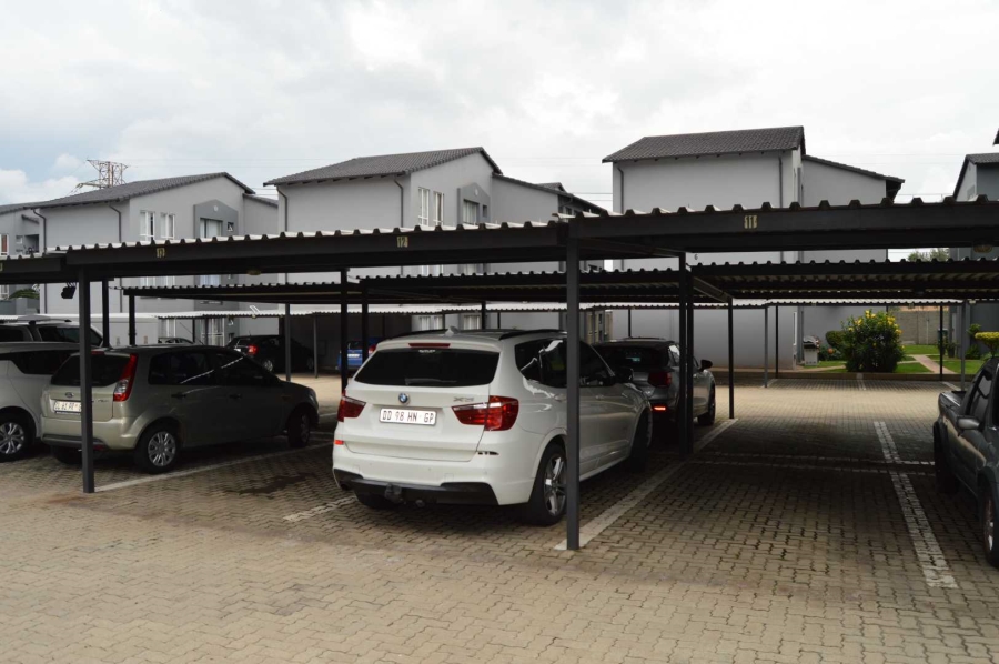 3 Bedroom Property for Sale in Verwoerdpark Gauteng