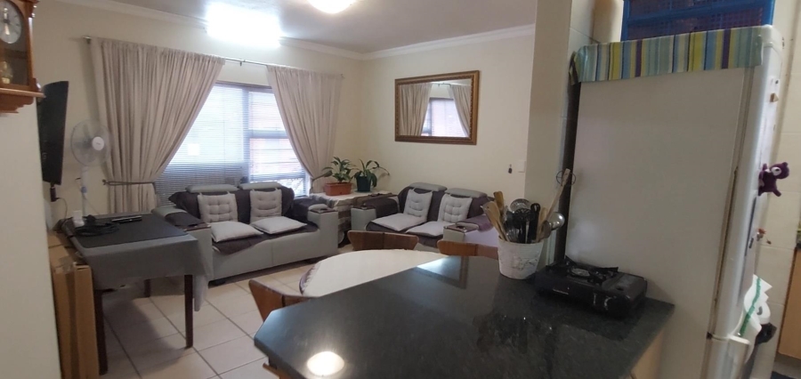 3 Bedroom Property for Sale in Verwoerdpark Gauteng