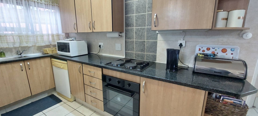 3 Bedroom Property for Sale in Verwoerdpark Gauteng