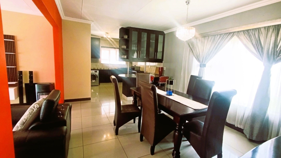 3 Bedroom Property for Sale in Thatchfield Estate Gauteng