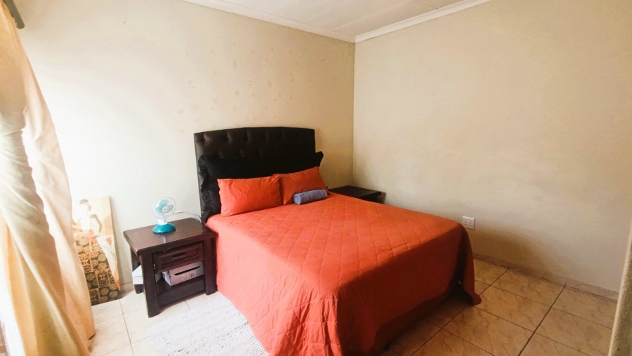 3 Bedroom Property for Sale in Thatchfield Estate Gauteng