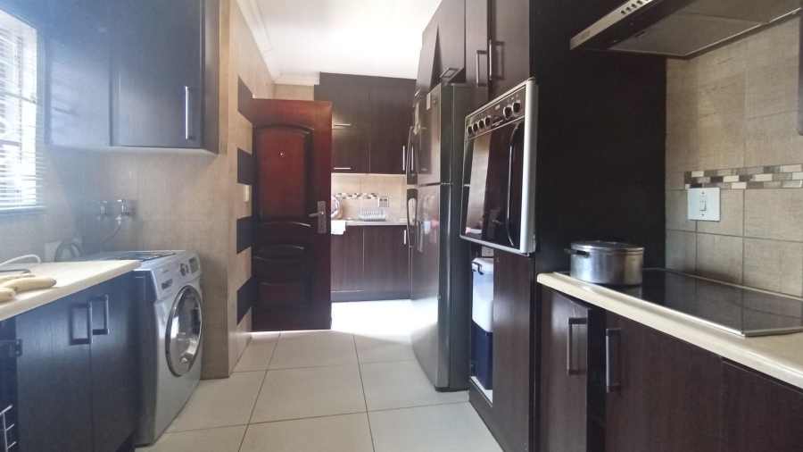 4 Bedroom Property for Sale in The Orchards Gauteng