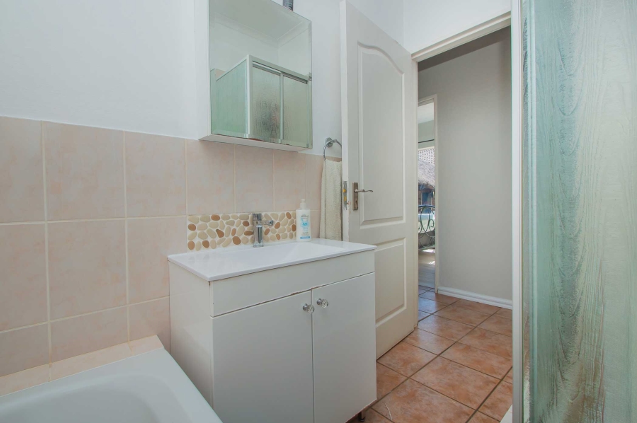 2 Bedroom Property for Sale in Radiokop Gauteng