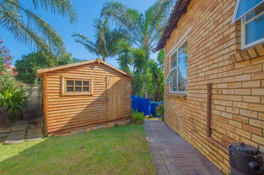 2 Bedroom Property for Sale in Radiokop Gauteng