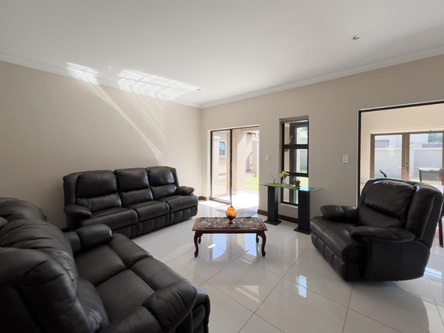 3 Bedroom Property for Sale in Midlands Estate Gauteng