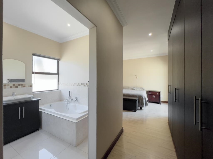 3 Bedroom Property for Sale in Midlands Estate Gauteng