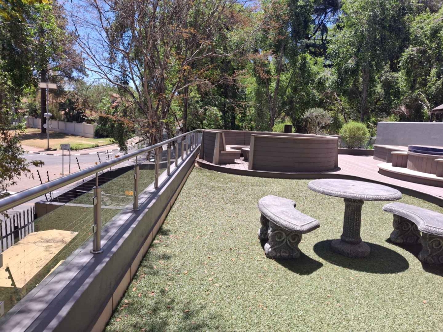 To Let 2 Bedroom Property for Rent in Morningside Gauteng