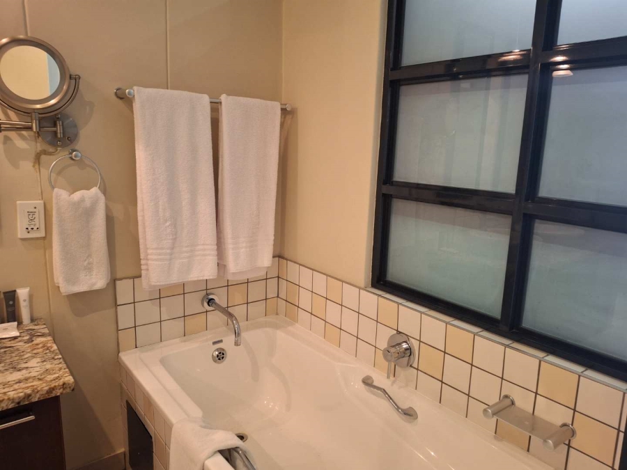 To Let 2 Bedroom Property for Rent in Benmore Gardens Gauteng