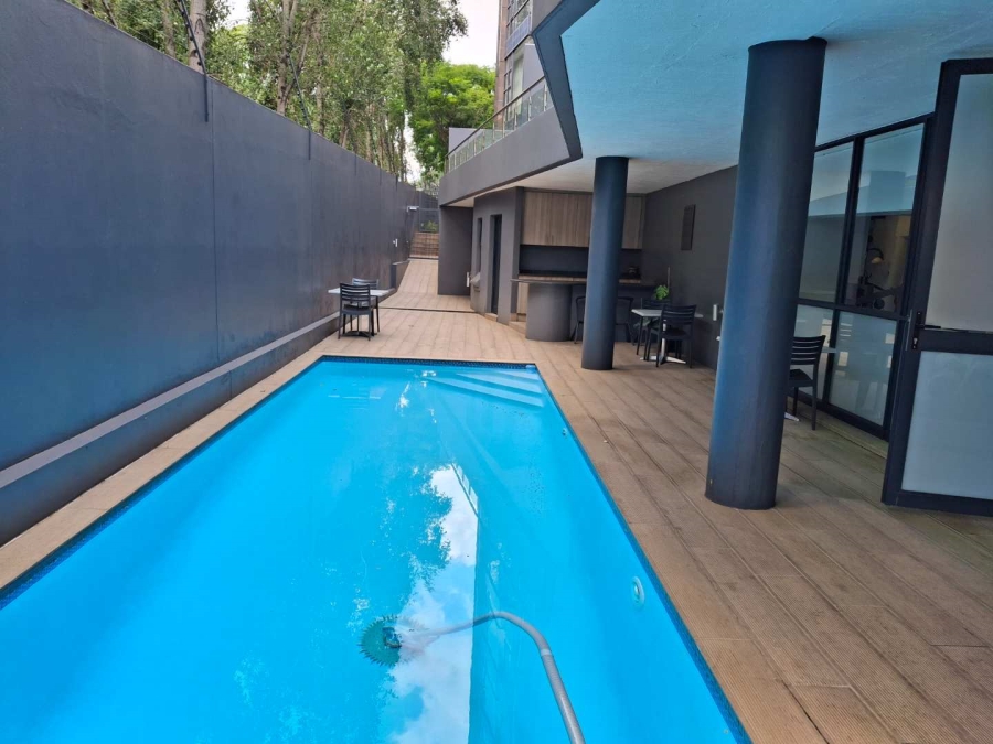 To Let 2 Bedroom Property for Rent in Benmore Gardens Gauteng