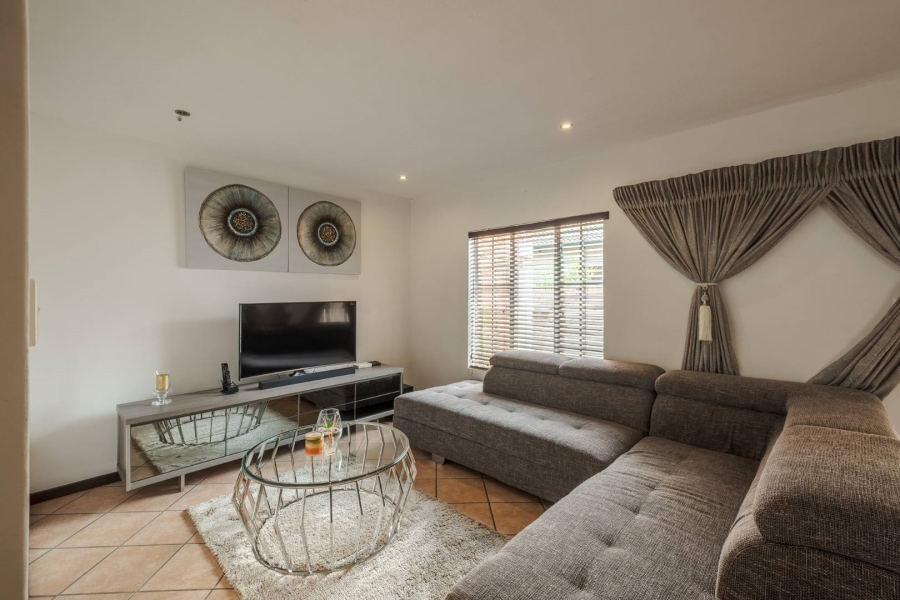 2 Bedroom Property for Sale in Equestria Gauteng