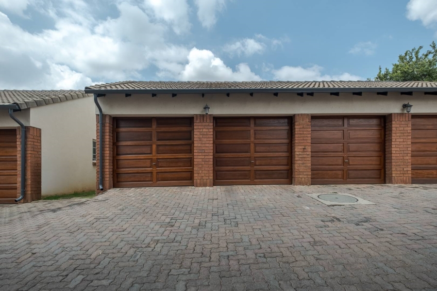 2 Bedroom Property for Sale in Equestria Gauteng