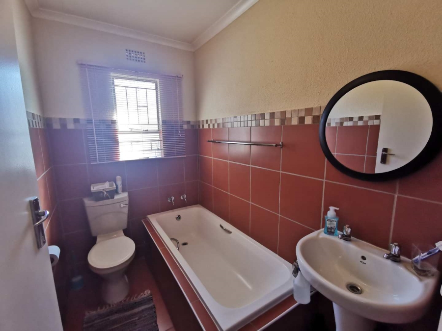 To Let 3 Bedroom Property for Rent in Leopard