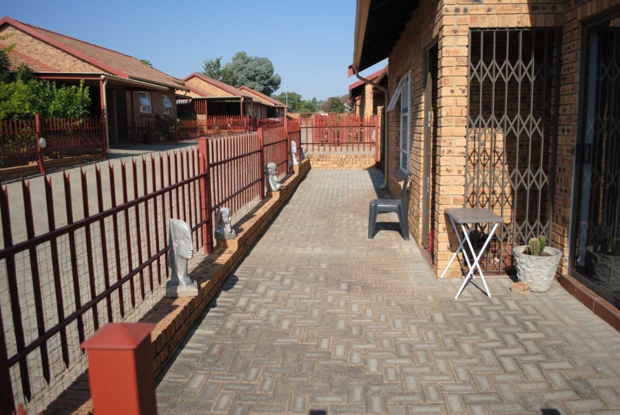 2 Bedroom Property for Sale in Riversdale Gauteng