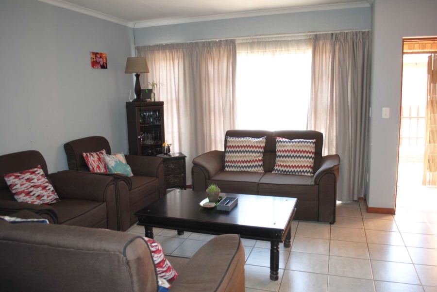 2 Bedroom Property for Sale in Riversdale Gauteng