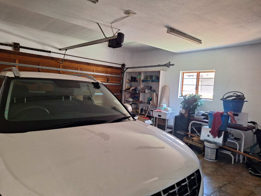 0 Bedroom Property for Sale in Lakefield Gauteng