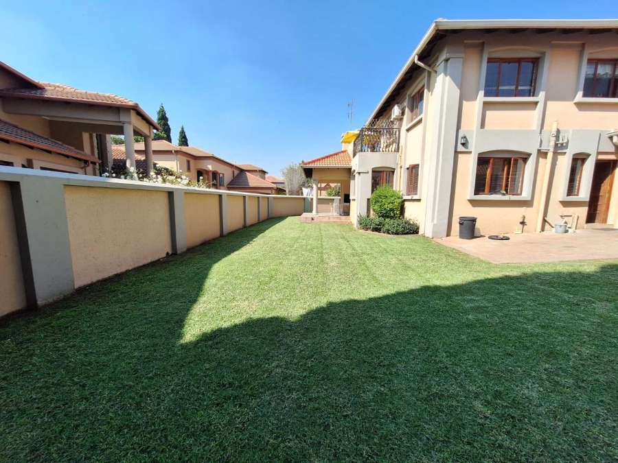 0 Bedroom Property for Sale in Lakefield Gauteng
