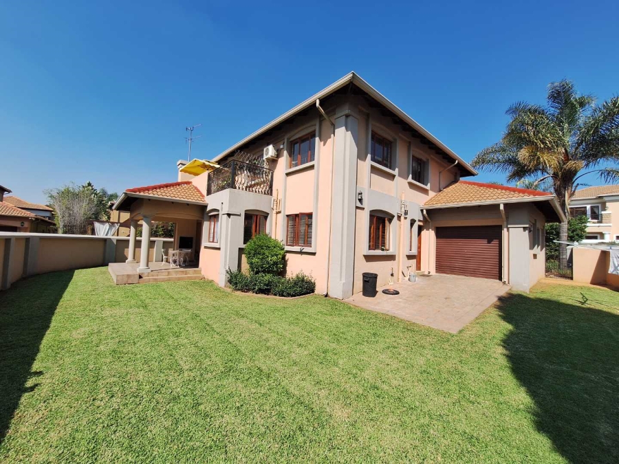 0 Bedroom Property for Sale in Lakefield Gauteng