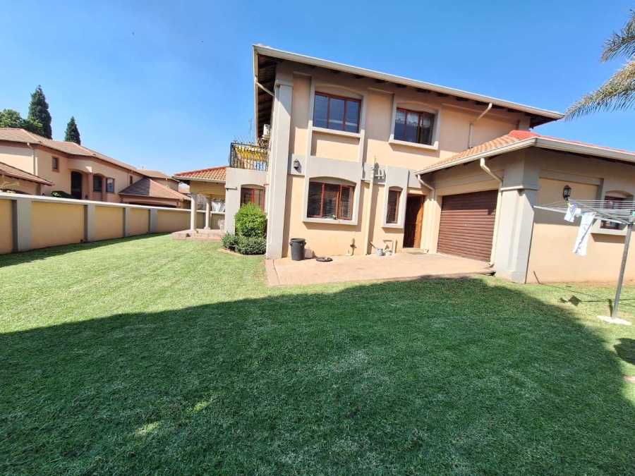 0 Bedroom Property for Sale in Lakefield Gauteng