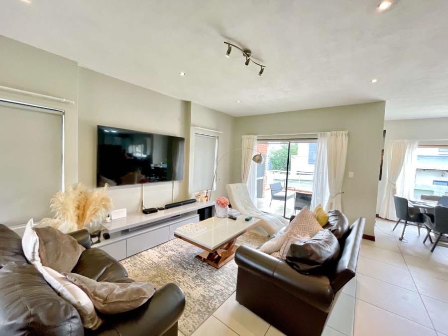 To Let 3 Bedroom Property for Rent in Olympus Gauteng