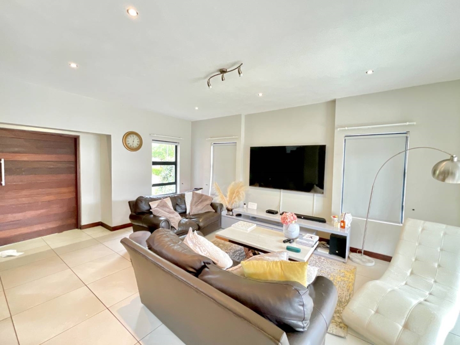 To Let 3 Bedroom Property for Rent in Olympus Gauteng
